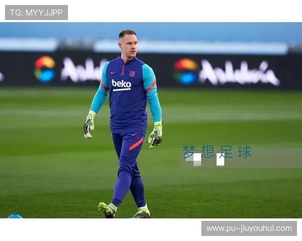 时尚与舒适兼备 足球收腿裤休闲风潮引领潮流新趋势